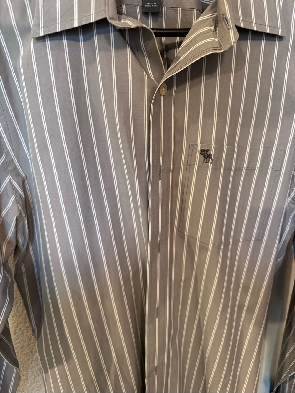 Abercrombie & Fitch Men’s Gray Striped Button Down Shirt Medium 100% Cotton - Picture 4 of 10